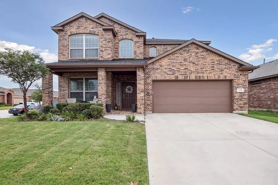 328 Cypress Creek Lane, Denton, TX 76210