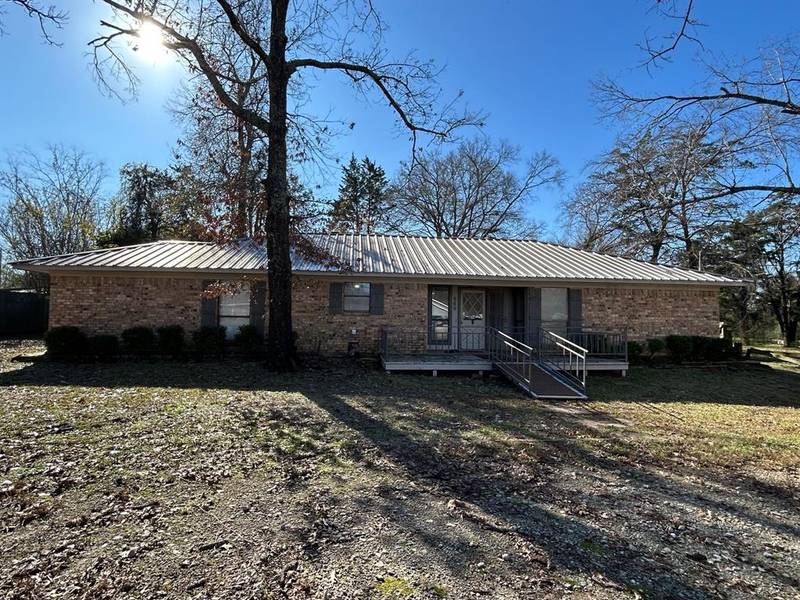 669 W Kansas Street, Van, TX 75790