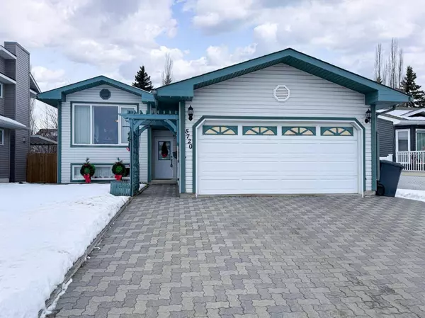 5720 58 AVE, Olds, AB T4H 1K2