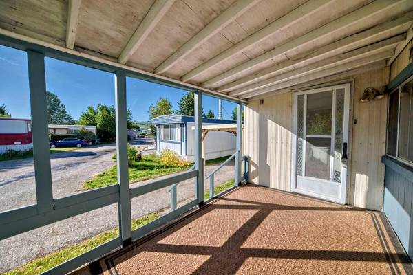 Calgary, AB T3B 5N2,3223 83 ST Northwest #360