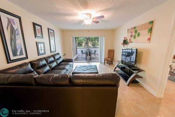 460 NW 20th St  #2090,  Boca Raton,  FL 33431