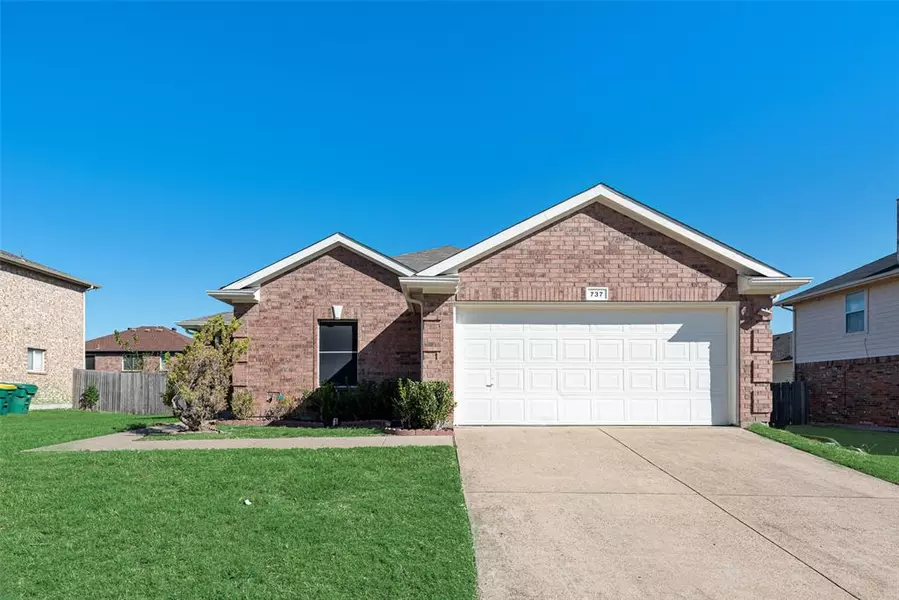 737 Capricorn Street, Cedar Hill, TX 75104