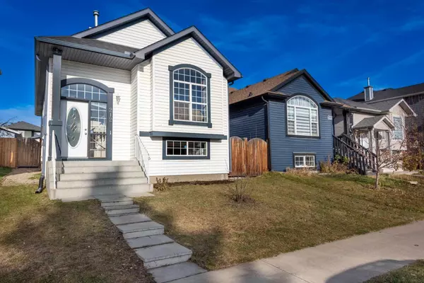 Calgary, AB T3J 5G6,212 Taradale DR NE