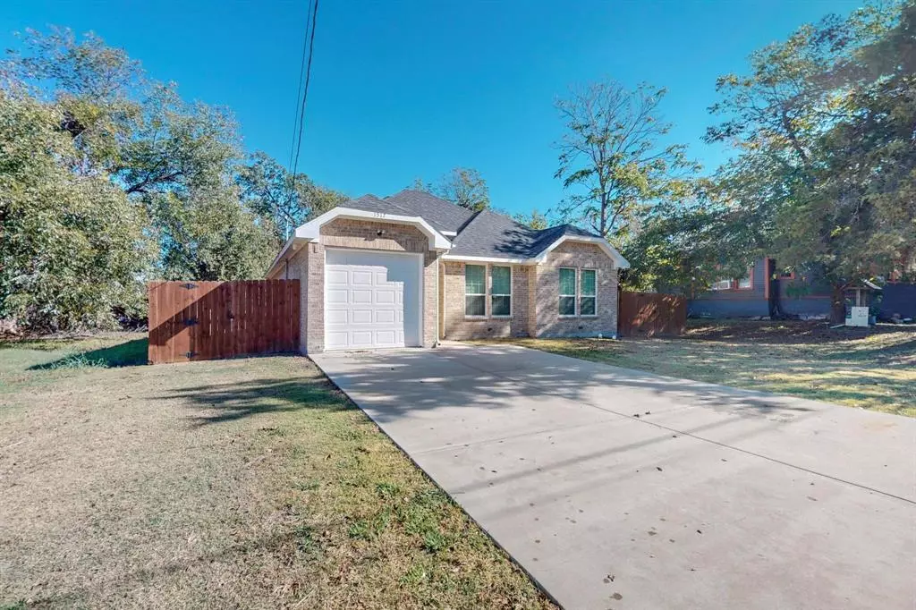 Greenville, TX 75401,1517 Wesley Street