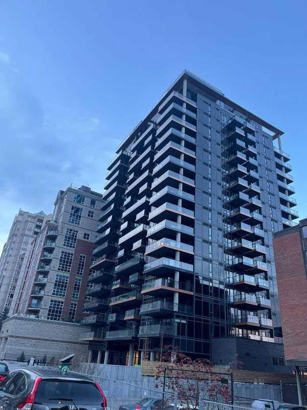 730 2 AVE Southwest #801, Calgary, AB T2P 0E4