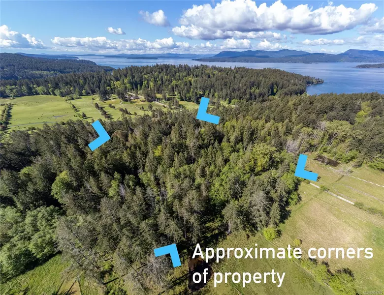 2223 Port Washington Rd, Pender Island, BC V0N 2M1