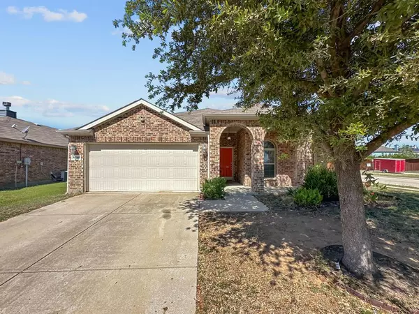 8749 Yosemite Trail, Cross Roads, TX 76227