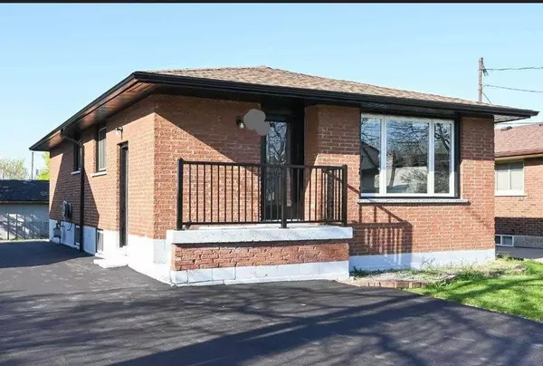 89 Limeridge RD E, Hamilton, ON L9A 2S4