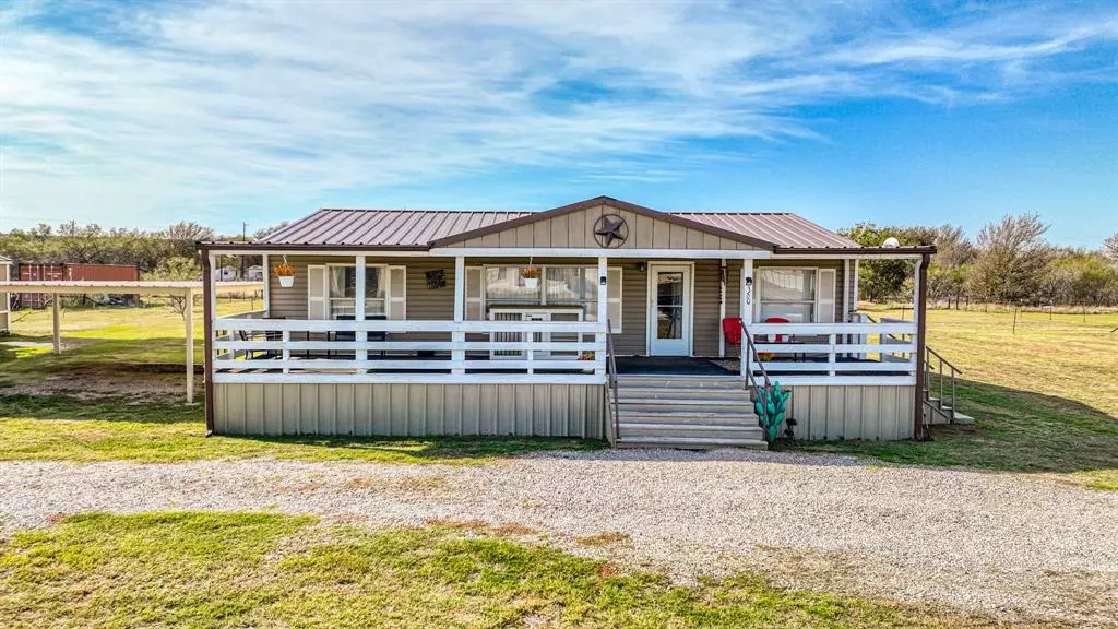 350 Lasater, Mineral Wells, TX 76067