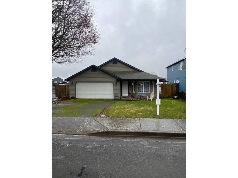 219 SW 11TH ST, Dundee, OR 97115