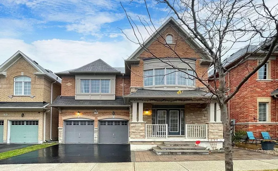 Markham, ON L6C 0S7,30 Holst AVE E