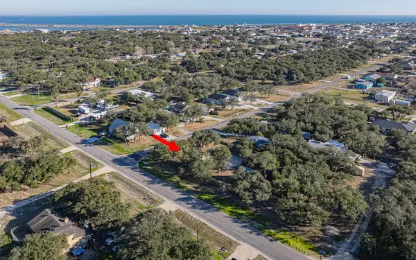 Rockport, TX 78382,1131 Gagon St