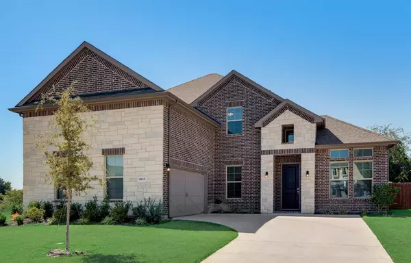 1037 Fairhaven Drive, Midlothian, TX 76065