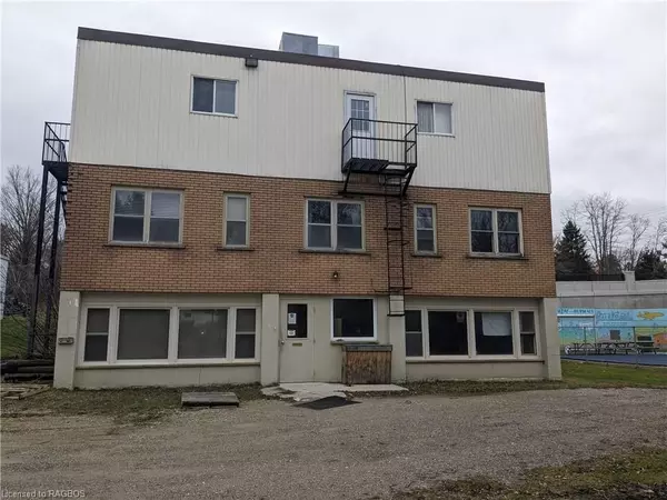 West Grey, ON N0G 1R0,137 GEORGE ST W