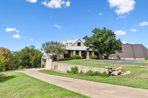 Granbury, TX 76049,5928 Henslee Court