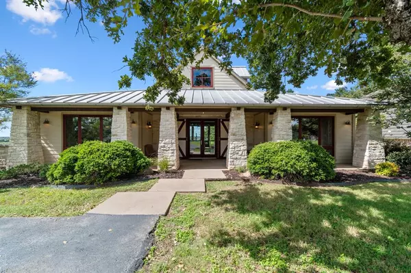 Granbury, TX 76049,5928 Henslee Court