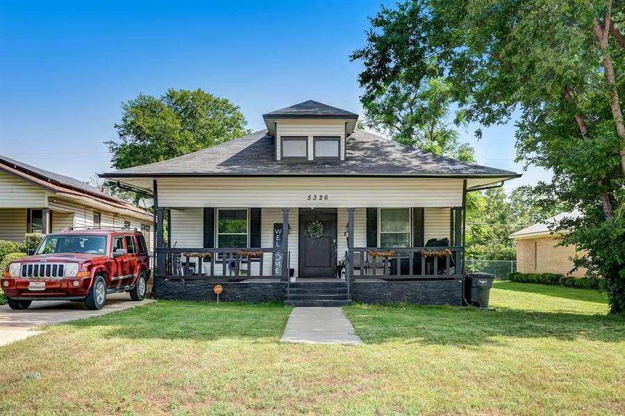 5326 Houghton Avenue, Fort Worth, TX 76107