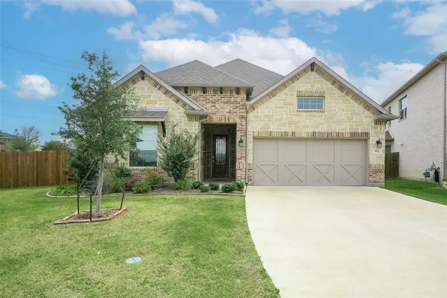 692 Harris Ridge Drive, Arlington, TX 76002