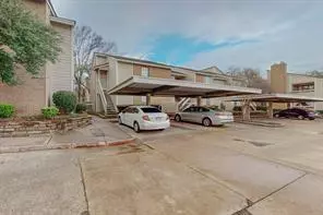 Arlington, TX 76011,1904 Chasewood Circle #203