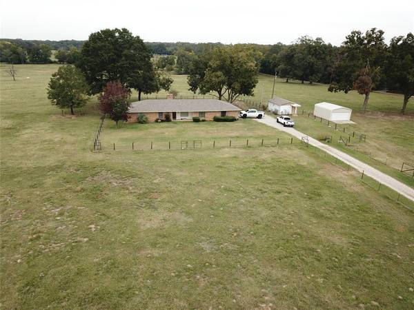 8945 US Highway 67 E, Cookville, TX 75558