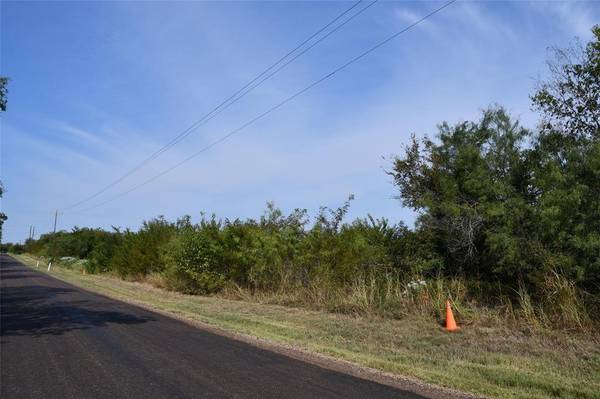 Kemp, TX 75143,7077 County Road 4042