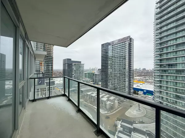 Toronto C15, ON M2K 0E4,95 Mcmahon DR #1815