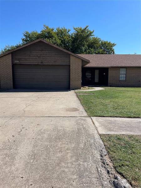 3508 Shannon Drive, Moore, OK 73160