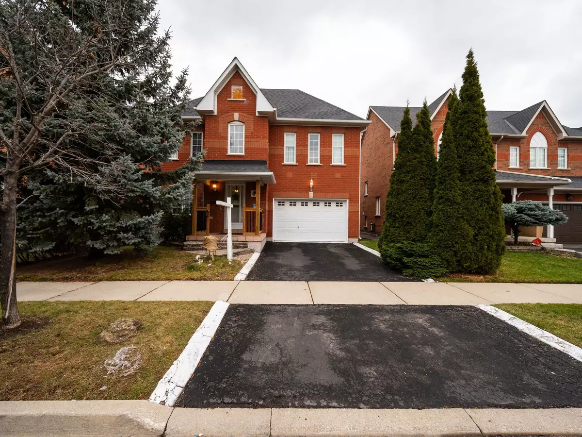 Mississauga, ON L5N 7L4,7097 WALWORTH CT