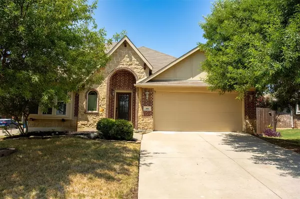 406 Limestone Drive, Alvarado, TX 76009