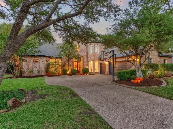 905 Parkwood Court, Mckinney, TX 75072