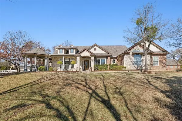 Burleson, TX 76028,8217 Plum Creek Trail