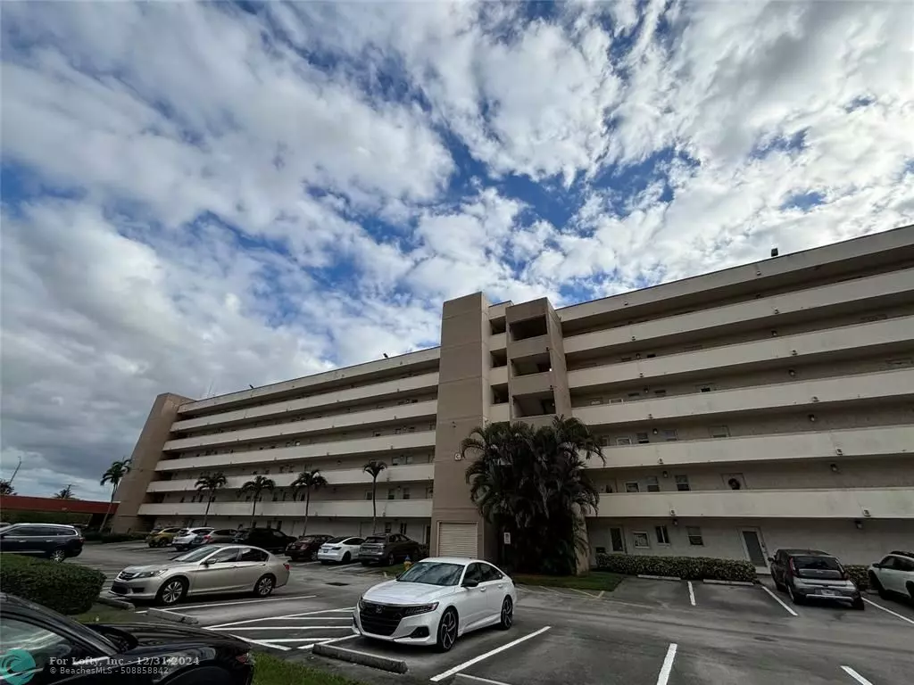 Pembroke Pines, FL 33025,8900 Washington Blvd  #418