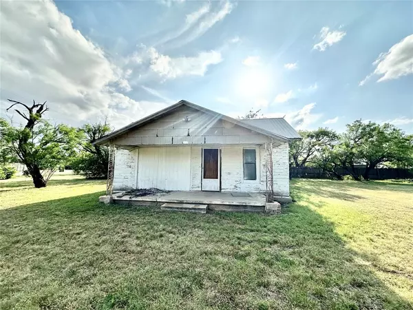 Tye, TX 79563,114 Drummond Street