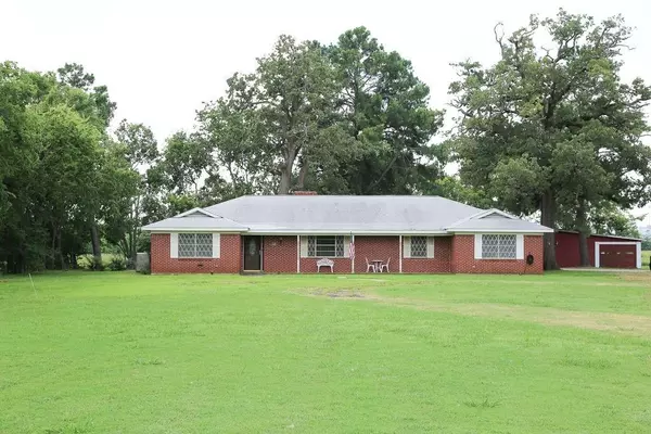 1308 Houston Street, Sulphur Springs, TX 75482