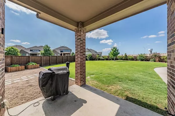 Irving, TX 75063,7151 Isle Royal Lane