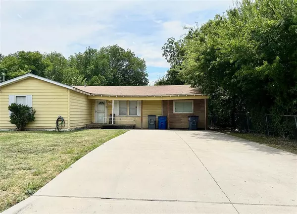 4177 Edwards Street,  Lancaster,  TX 75134