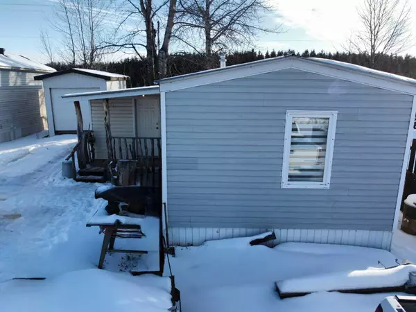 Whitecourt, AB T7S 1K6,39 Riverside Trailer Park