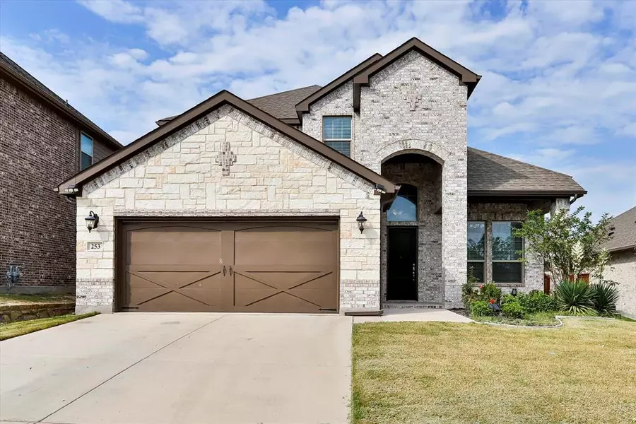 253 Gill Point Lane, Aledo, TX 76008