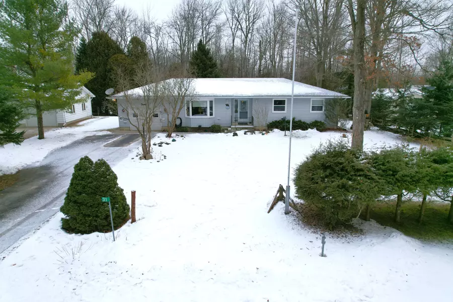 31 Dorena CRES, South Bruce Peninsula, ON N0H 2G0