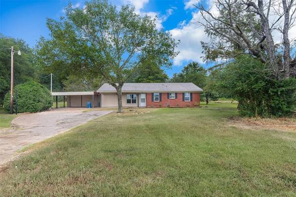 949 Elmo Burton Loop, Minden, LA 71055