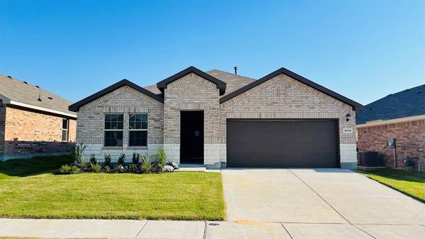 4172 CROOKED BEND Drive, Fort Worth, TX 76036