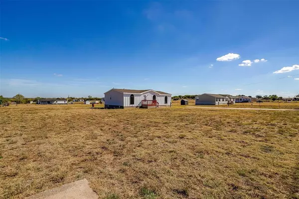 Joshua, TX 76058,9212 Kansas Street