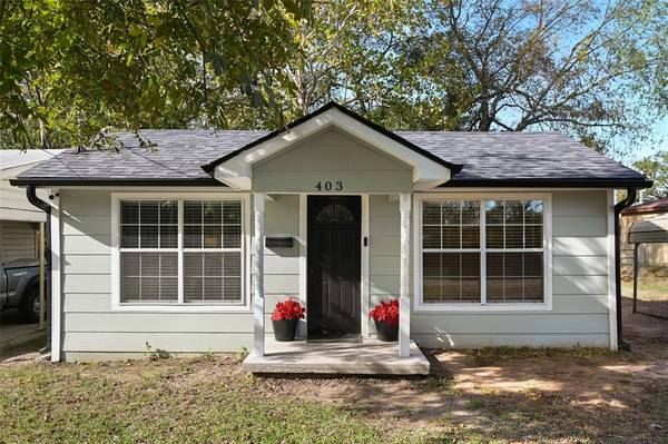 403 Pegues Street,  Mineola,  TX 75773