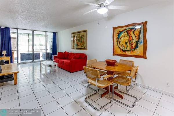 8415 Forest Hills Dr  #107, Coral Springs, FL 33065