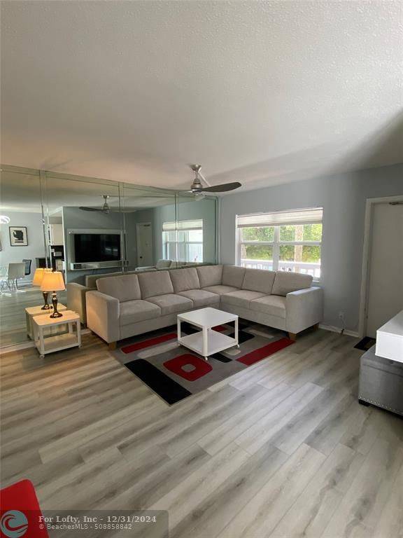 Lauderdale By The Sea, FL 33308,224 Hibiscus Ave  #253