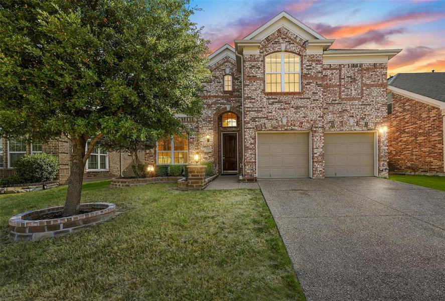 15516 Mayflower Trail, Fort Worth, TX 76262