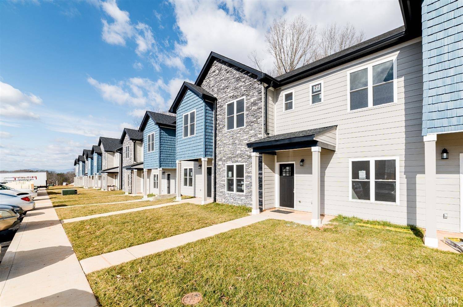 17 Melissa LN, Lynchburg, VA 24502