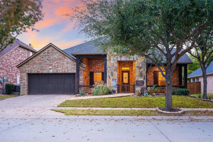 8213 Tyler Drive, Lantana, TX 76226