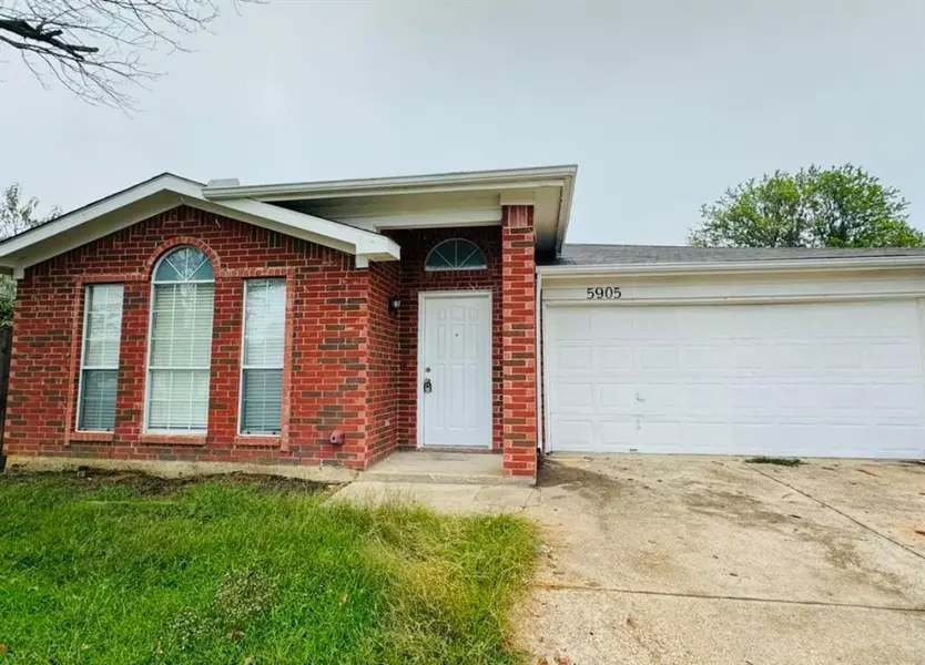 5905 James River Drive, Arlington, TX 76018