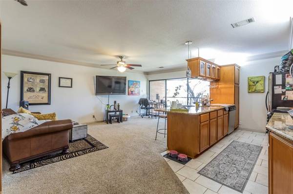 510 E Avenue J #C, Grand Prairie, TX 75050